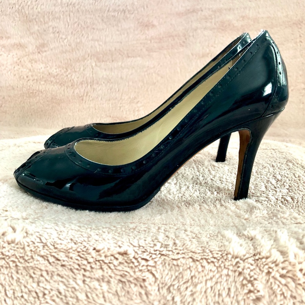 Black Kate Spade peep-toe pumps - Picture 5 of 6